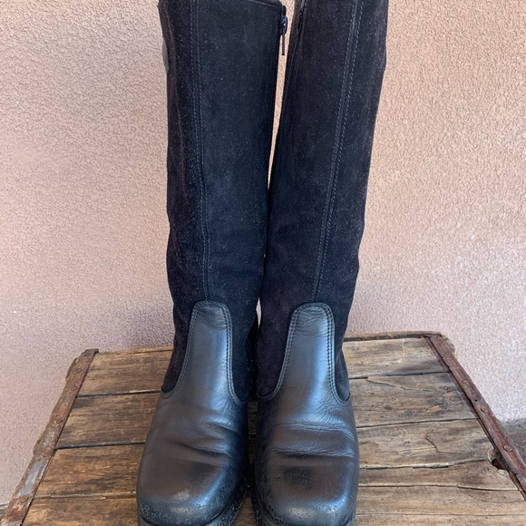 Pajar at Black Suede Genuine Shearling Boots - Picture 2 of 10